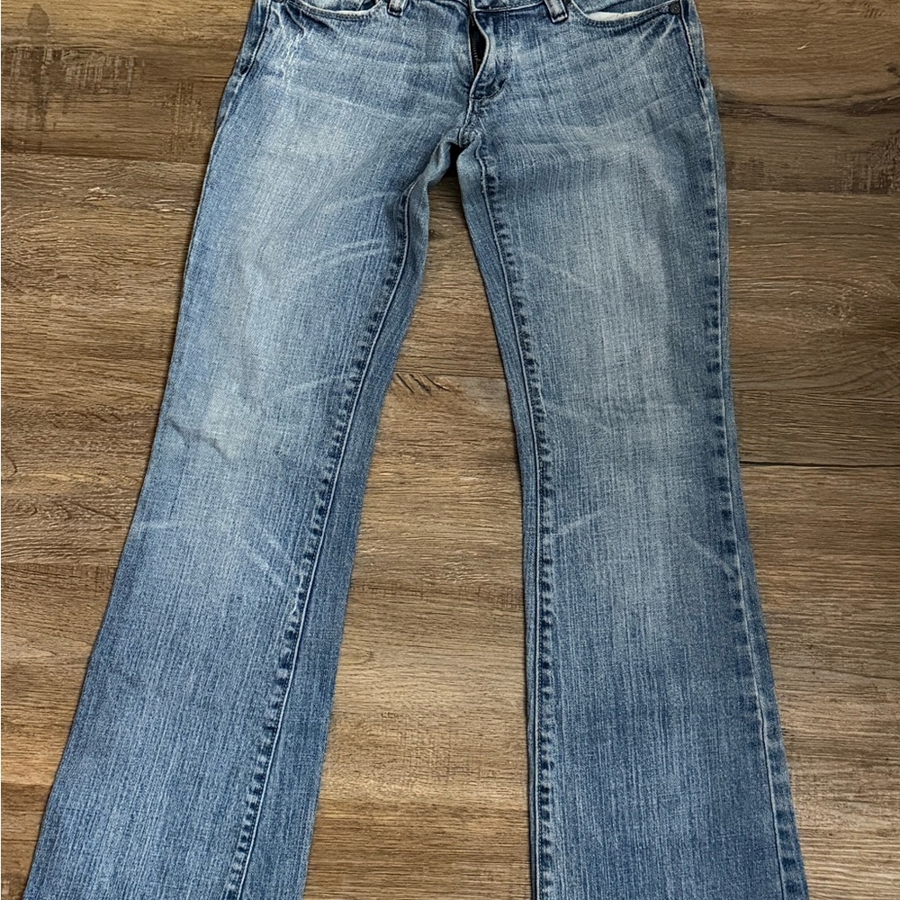 Bullhead Denim Co. Classic Flare Jeans – Women’s Medium Wash